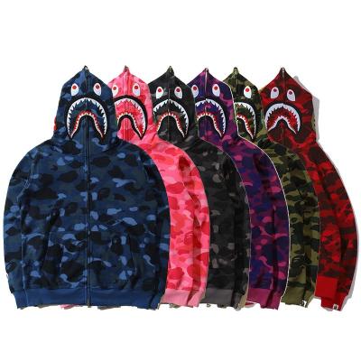 China Anti-wrinkle Autumn Winter Fashion Brand Men and Women's Shark Camouflage Print Sweater Men's Casual Plush Hooded Jacket for sale