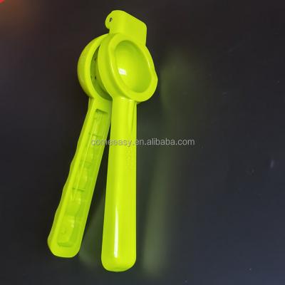 China Plastic ABS Plastic Fruit Squeezer Lime Squeezer Hand Juicer Kitchen Tool for sale