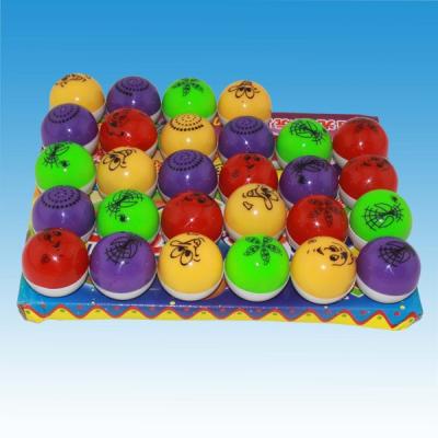 China Natural Peg Top Surprise Toy Candy Fruits Jumping Candy for sale