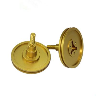 China Durable High Precision CNC Stainless Steel Custom Brass Thumb Screw Parts for sale