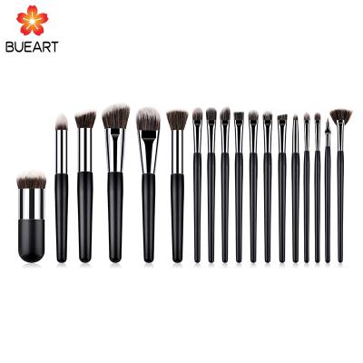 China Flat Brush Cosmetic Brush, 18 Pcs Super Soft Synthetic Hair Black Wooden Handle Makeup Brushes for sale