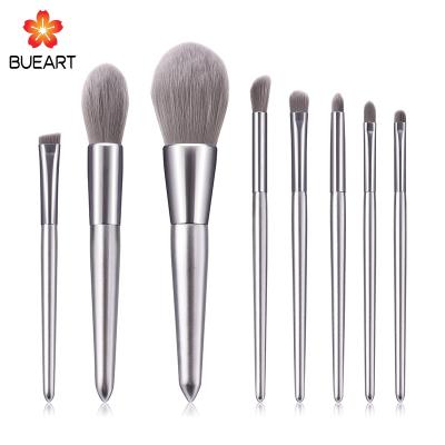 China Flat Brush Professional Make Up Brush 8 Pcs Silver Makeup Brush Set With Bag Makeup Brushes Free Samples for sale