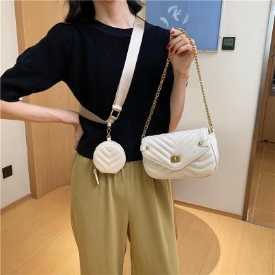 China Portable new fashionable women's designer chain yarn set lady saddle cross-body bag shoulder bag for sale