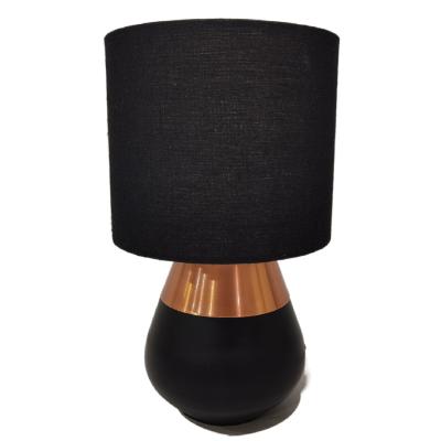 China Retro Manufacturer Supplier China Cheap Nordic Table Lamp Black Metal Canvas Lampshade Table Lamps for sale