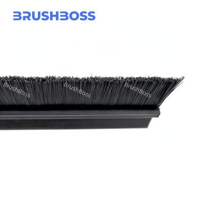 China LOWER DOOR FIELD dustproof, ANODIZED ALUMINUM WITH PLASTIC BRUSH INSERT for sale