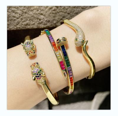 China TRENDY Snake Bohemia Open Hand Bangle Fashion Bangle Jewelry For Women Gold Color Girls Adjustable Wedding Gift for sale