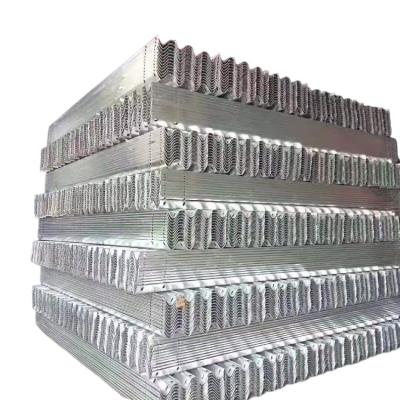 China Galvanized traffic safety barrier roadway guardrail metal beam crash barrier for sale