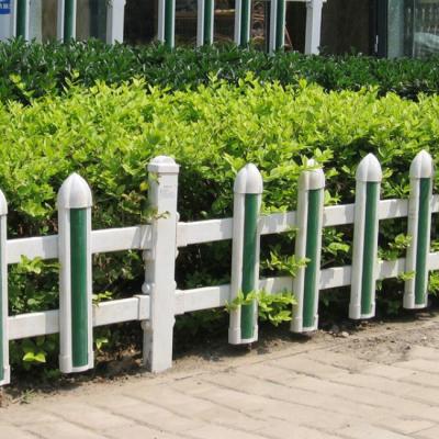 China Low Price Outdoor PVC Plastic Garden Fence Vinyl Picket Fence Lawn Isolation Fence for sale