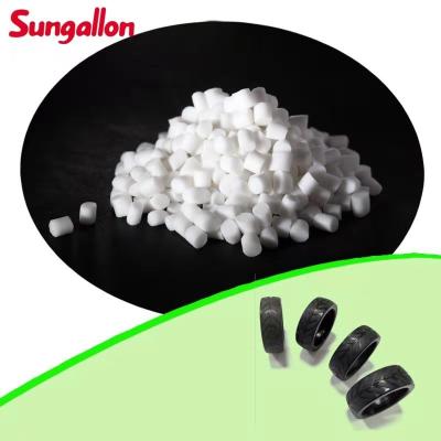 China Natural White SBS Thermo Plastic Rubber Material 90A Hardness For Toy Manufacturing for sale