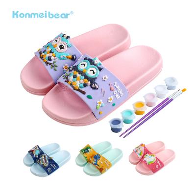 China 2021 Best Selling Anti Slip Light House Drawing Cute PVC Girls Cartoon Children's Flip Flop Slippers for sale