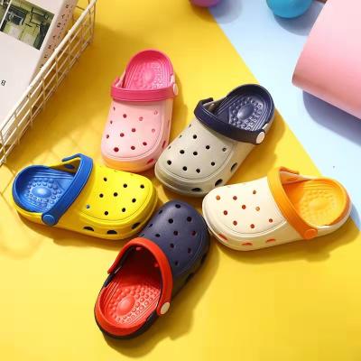 China Wholesale 2022 Deodorization Trend Summer Breathable Hole Solid Color Clogs Garden Shoes For Kids for sale