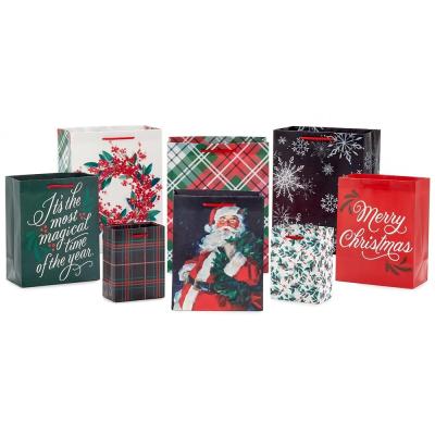 China Wenzhou Custom Luxury Merry Christmas Halloween Holiday Theme Hand Length Handle Paper Bag for sale