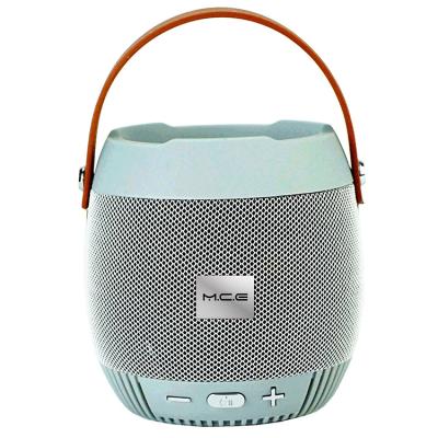 China Mini Custom Portable Speakers , Wireless Rechargeable Speaker With Handle for sale