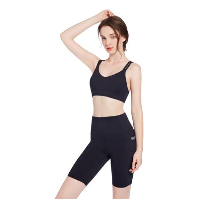 China Fashion Women's Breathable Yoga Bra Set Sport Wear Yoga Shorts Nylon Gaiters for sale