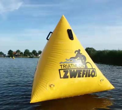 China Outdoor Factory Price Customized Logos Triangle Floating Inflatable Buoy Race Markers for sale