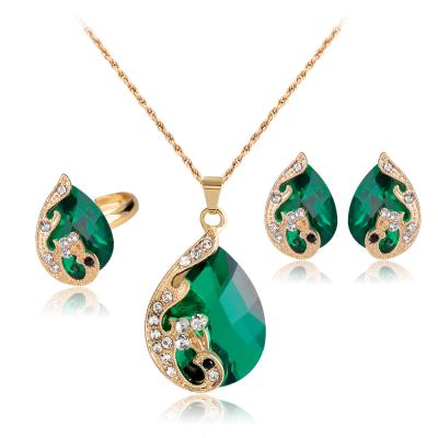 China CLASSIC Elegant Ring Earring Jewelry Set Fashion Crystal Glass Gem Peacock Necklace Set New Style 3pcs for sale