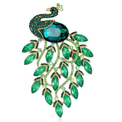 China Dress Decoration Individuality Exaggerated Large Animal Brooches Luxury Women Fashion Crystal Rhinestone Peacock Brooch Pin Green for sale