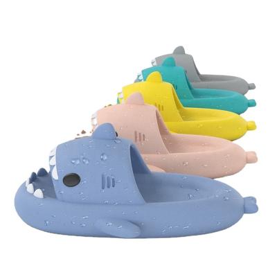 China Fashion Trend EVA Shark Slides Slippers Women Men Shark Slippers Cloud Beach Sandals Unisex  House Slipper Cartoon Non-Slip for sale