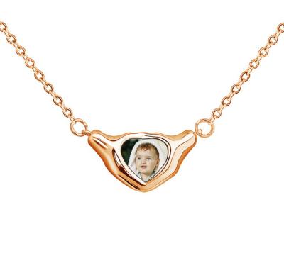 China FASHIONABLE 2021 New Couples Necklace Baby Photo Projection Necklace Sublimation for sale