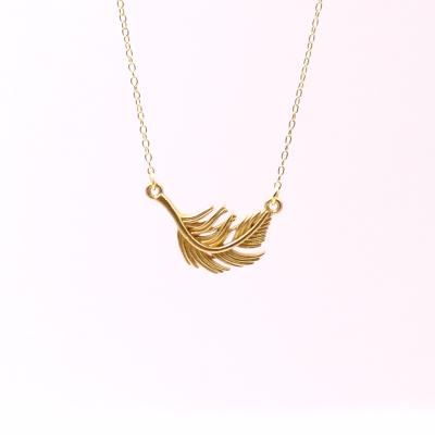 China Casual / Sporty Premium Feather Luxury Gold Plated 925 Sterling Silver Necklace For Girlfriends Gifts for sale