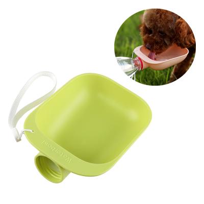 China Portable Pet Water Dispenser Outdoor Water Displacing Feeding Kettle Pet Sustainable Portable Water Dispenser for sale