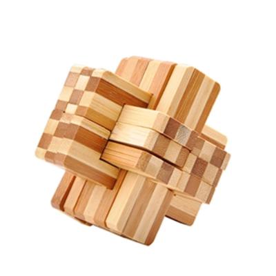 China Funny Educational Wooden Puzzle Toy Bamboo Puzzle Lock DIY Kongming Lock for sale