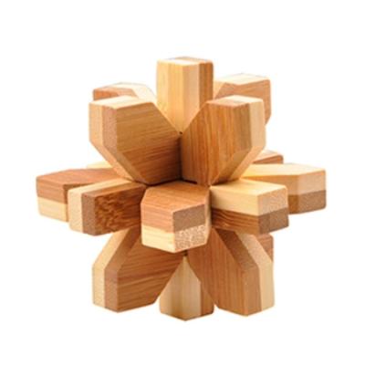 China Wooden Lock 3D Puzzle Wooden Chridren Toys Snowflake Jigsaw Puzzle Game For Kids Children for sale