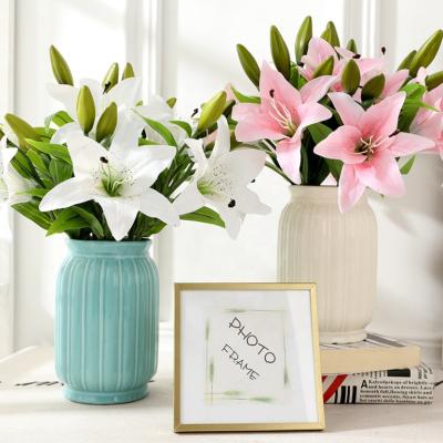 China Flower the white wedding Lily Real Touch Latex Lily of artificial flowers decoration flowers of Lili YOPIN 068 artificial for sale