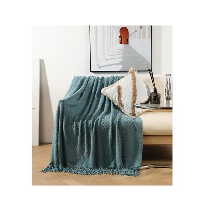 China Factory Wholesale Low Price Single Folded Solid Color Receiving Tassel Blanket Knit Blanket for sale