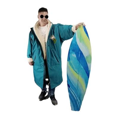 China Sport Sustainable Wear Surfing Changing Robes Waterproof Changing Coat With Shell Waterproof Dresses for sale