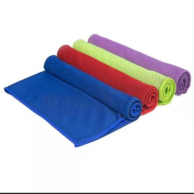 China QUICK DRY Custom Logo Clip Rings Hook And Microfiber Waffle Weave Gym Golf Sports Towel for sale