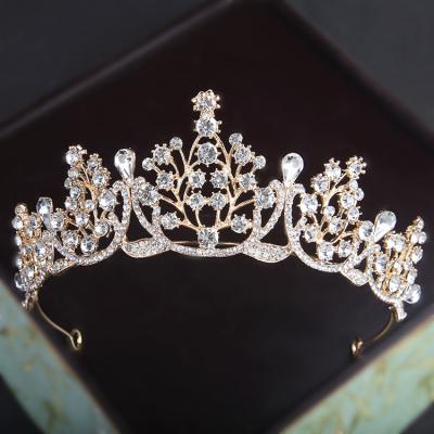 China Luxury Elegant Baroque Luxury Tiaras Crystal Bridal Crown Tiaras Gold Tiaras Women Wedding Hair Accessories for sale