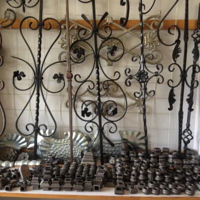 China Easily Assembled Forged Steel Balcony Baluster for sale