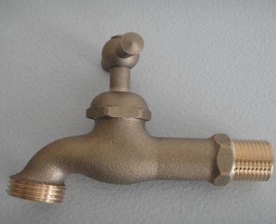 China Zhejiang Factory Direct Selling Cheap Garden Faucet Faucet Brass Bibcock Farm Outdoor 3/4 IN 1/2 IN Water Saving Wall Mounted Bibcock Faucets for sale