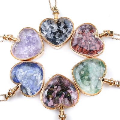 China Crystal Therapy Wholesale Natural Stone China Gemstone Chips Heart Crystal Pendant For Gift for sale