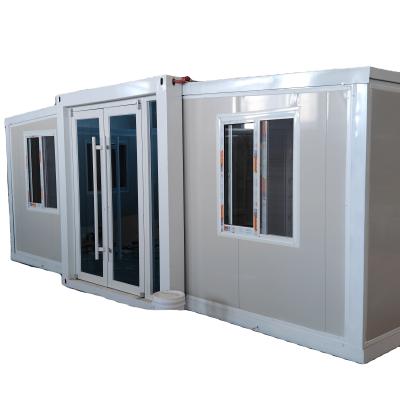 China Expandable Container 40ft Luxury Mobile Villa With 3 Bedrooms PVC Sliding Window for sale