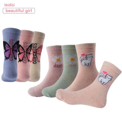 China Medium Tube Combed Cotton Socks The only high quality combed cotton supply by 60% of skin-friendly children warm combed cotton socks for sale