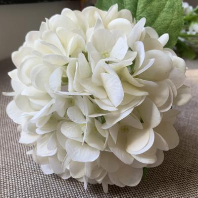 China Real Touch High Quality Creamy White Hydreangea Flower For Wedding Artificial Hydrangea for sale