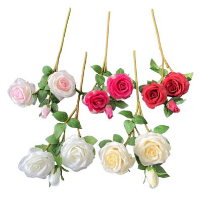 China Realistic luxury wedding decoration real feel flower white roses silk artificial flowers for sale