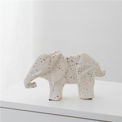 China Handmade modern elephant modern animal sculpture art sale ceramic home ornament art decoration home accessories for sale