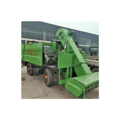 China Durable wholesale high quality easy operation livestock poultry manure cleaning truck for dairy farm nightsoil collector for sale