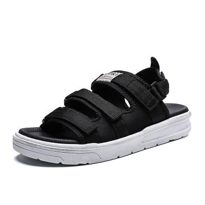 China Breathable sandals of the new summer beach men's slippers flat sandals fashionable casual women's flat sports shoes for sale