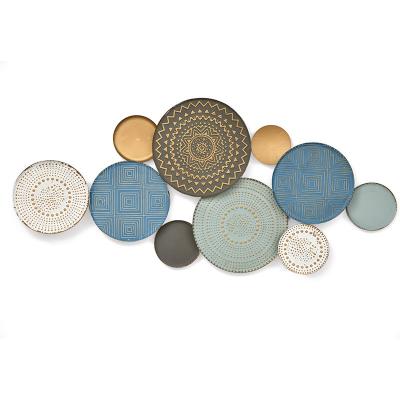 China Modern Rustic Luxury Round Metal Wall Decor For Home Decoration Art Wall Hanging Ornaments Background Living Room Wall Decorations for sale