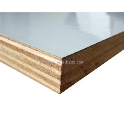 China 1220x2440 contemporary 12 15 18mm manufacturer melamine coated plywood Te koop