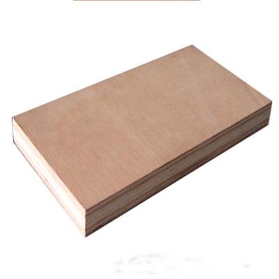 China Contemporary Factory Direct Supply Poplar Core 12mm Strong Commercial Okoume Plywood en venta