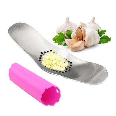 China High Quality Sustainable Manual Purpose Traditional Kitchen Gaget Multi Stainless Steel Garlic Press for sale