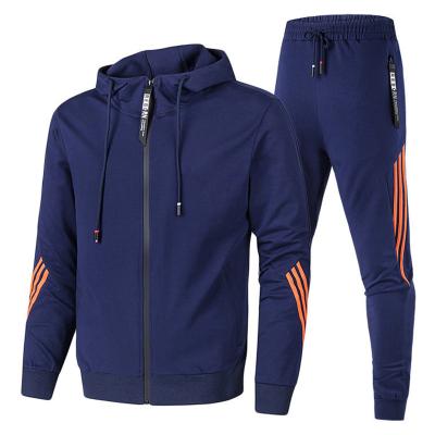 China Breathable Custom Polyester / Cotton 2 Piece Sets Zipper Hoodies Jogging Sweetsuit Winter Training Wear For Men for sale