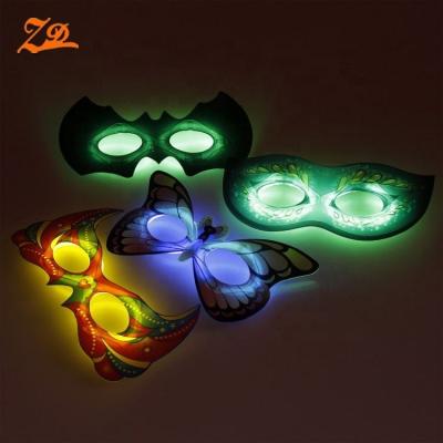 China 2019 Hot Sale Plastic Cheap Glow Patch In Dark For Halloween for sale