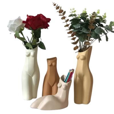 China Hot Sale Modern Vase Home Decor Body Art Vase Ceramic Vase Brown Size for sale