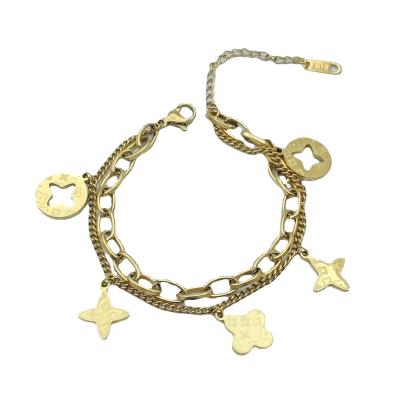 China Hiphop Women Jewelry 18K Gold Travel Bracelet Curb Link Chain Flowers Charm Bracelet for sale